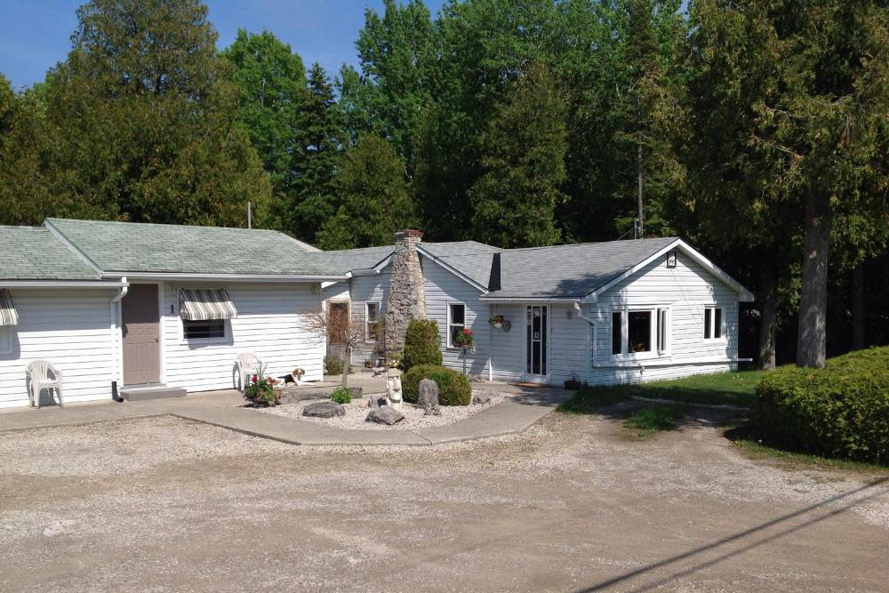 Cedar Vista Motel 1